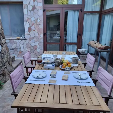 Sa Costera לינה וארוחת בוקר 4*